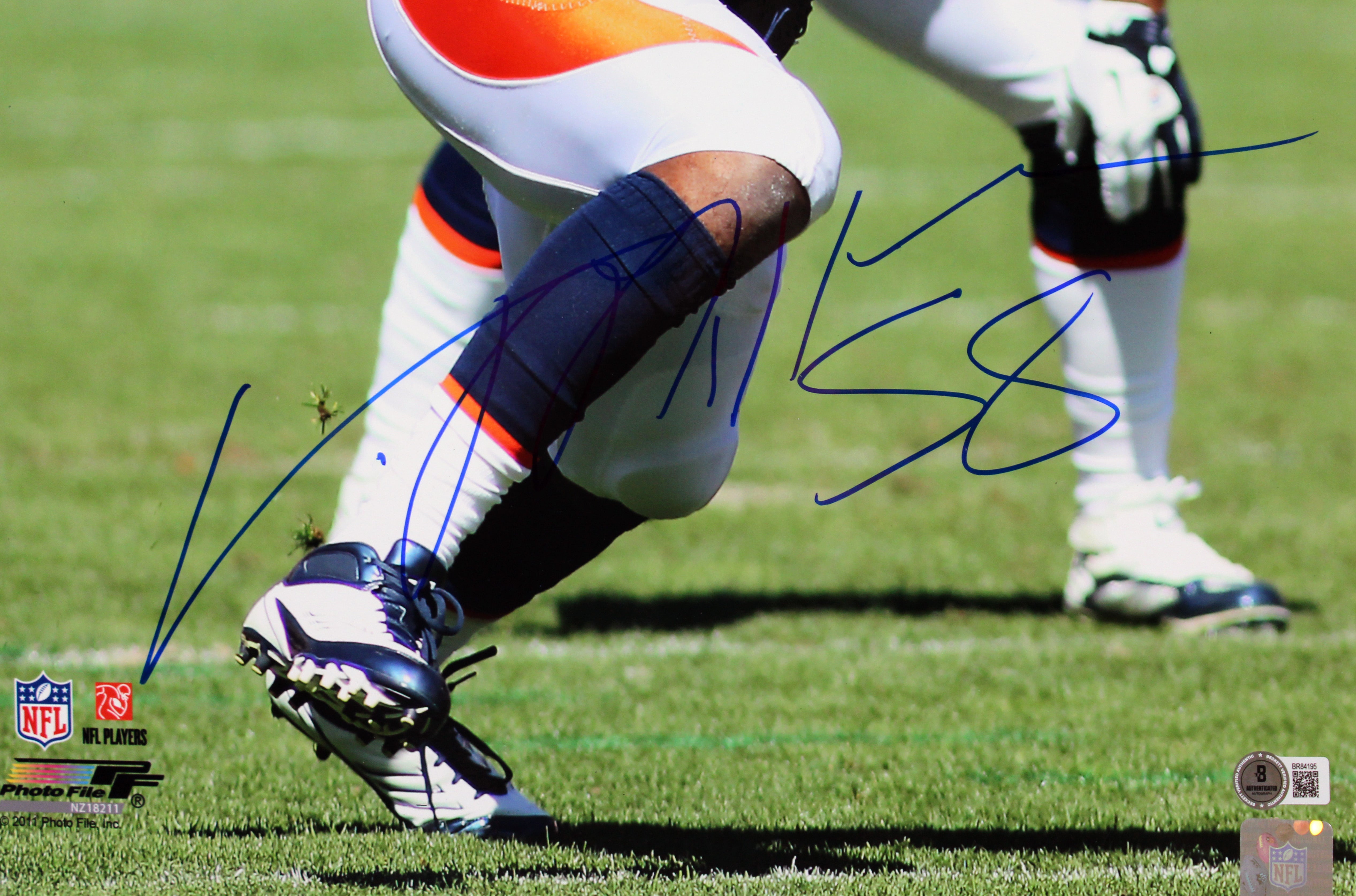 Broncos Von Miller Authentic Signed 16x20 Photo Autographed BAS #BR84195