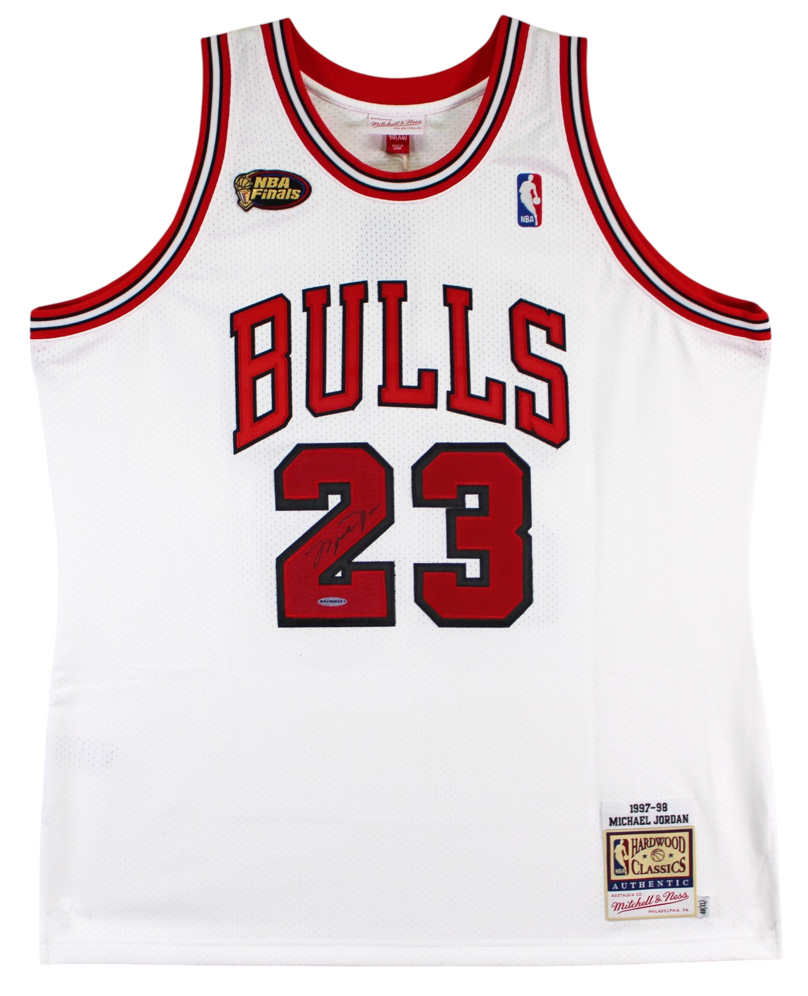 Bulls Michael Jordan Signed 97-98 White M&N HWC Authentic Jersey UDA #BAH60341