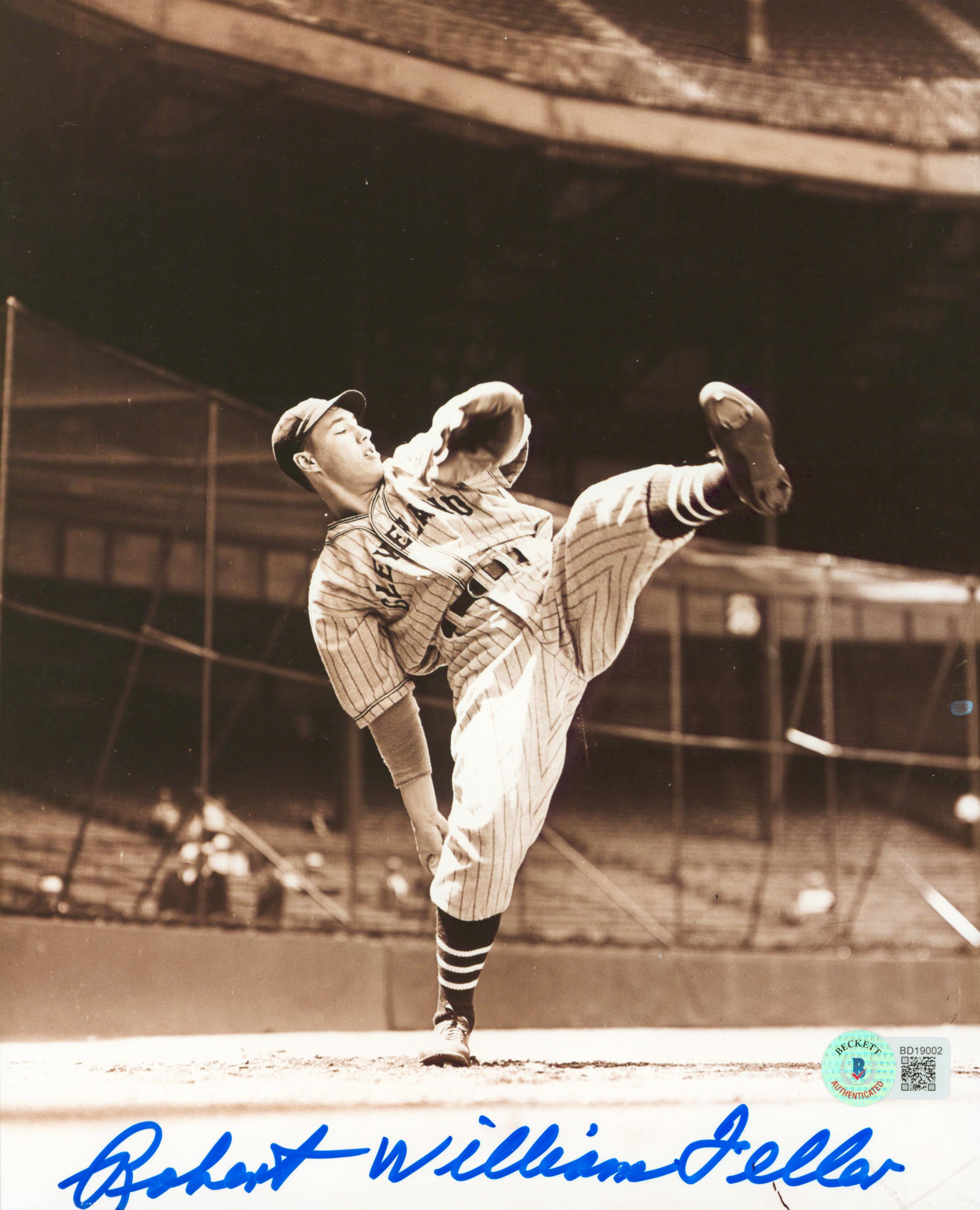 Indians Robert William Bob Feller Authentic Signed 8x10 Photo BAS #BD19002