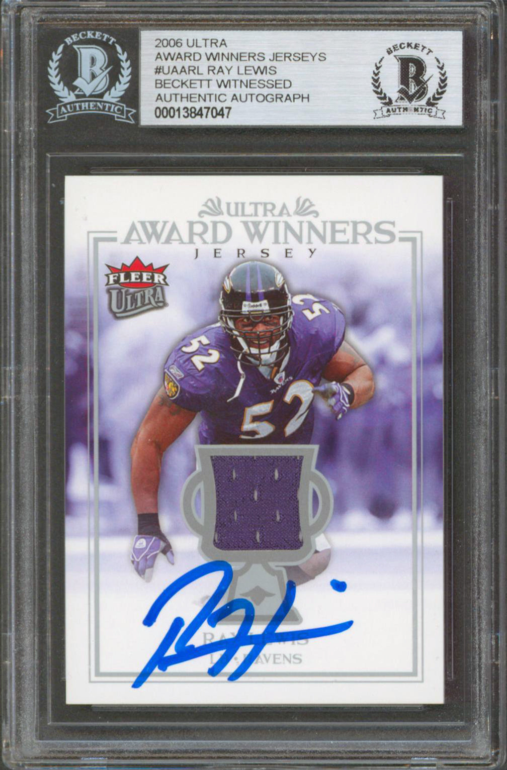 Ravens Ray Lewis Signed 2006 Ultra Award Winners Jerseys #UAARL Card BAS Slabbed